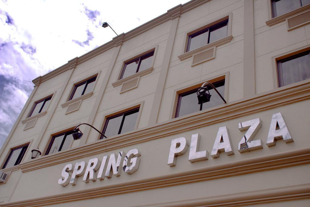 Spring Plaza Hotel Dasmarinas Exterior photo