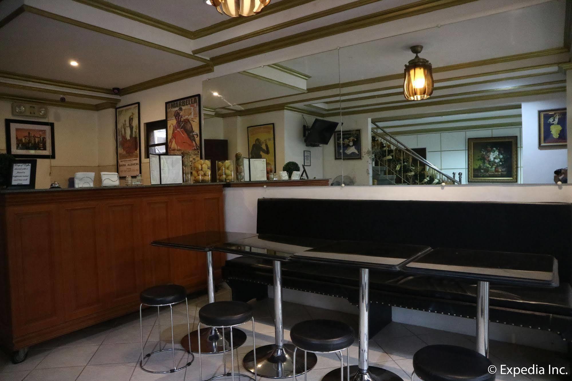 Spring Plaza Hotel Dasmarinas Exterior photo