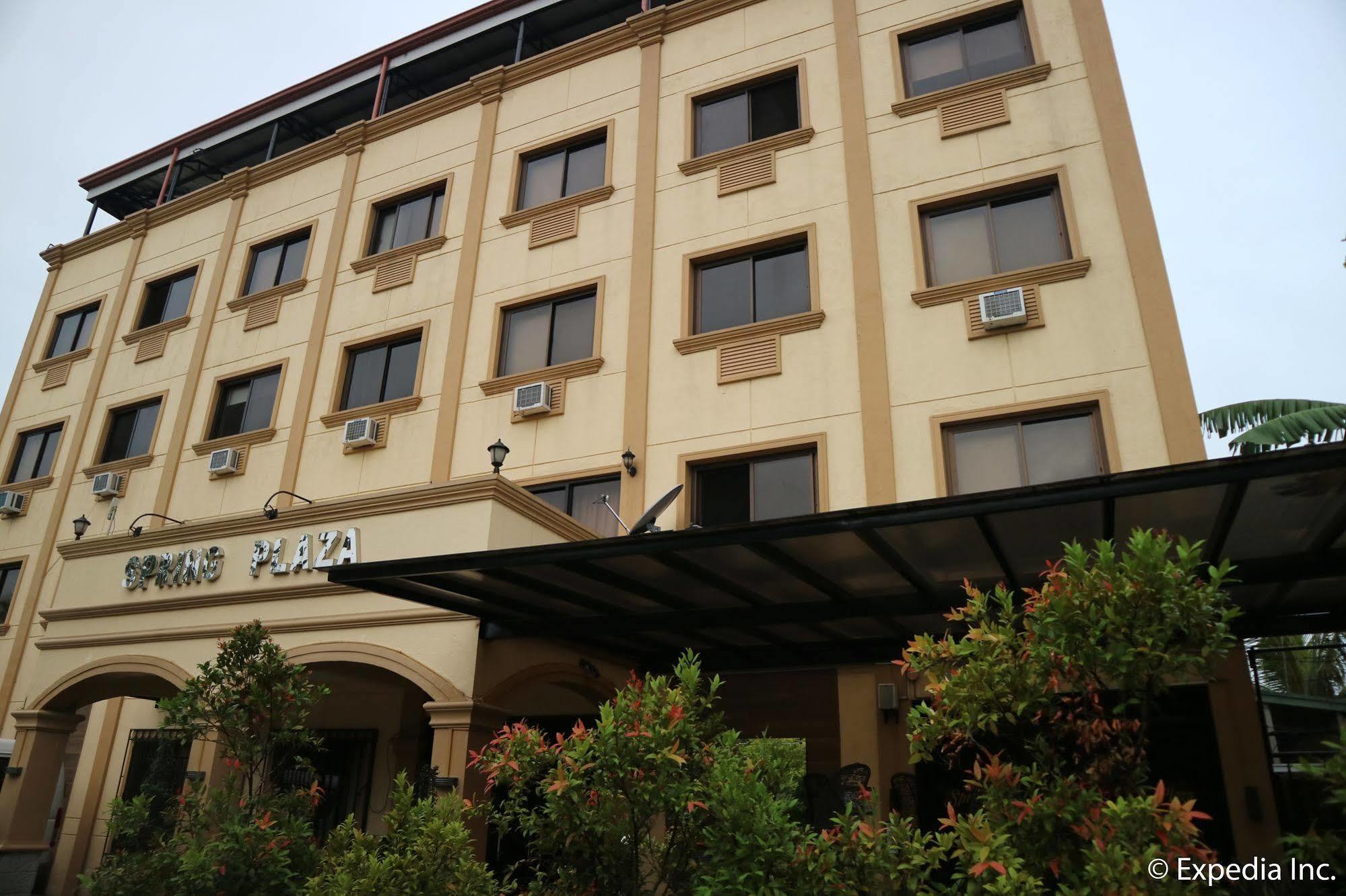 Spring Plaza Hotel Dasmarinas Exterior photo